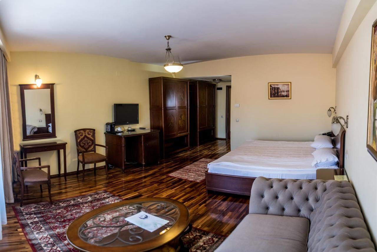 The Elite - Oradea'S Legendary Hotel Extérieur photo