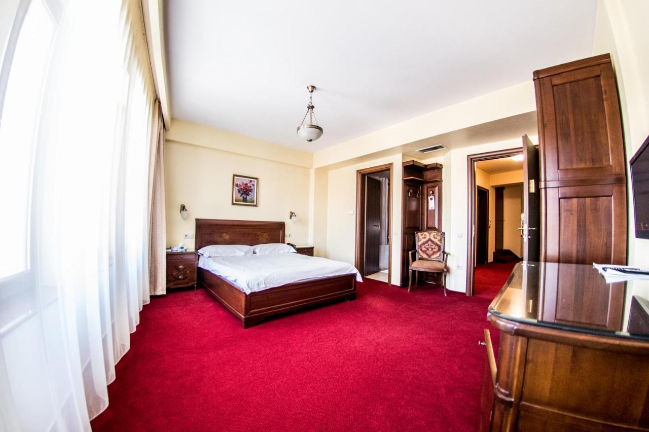 The Elite - Oradea'S Legendary Hotel Extérieur photo