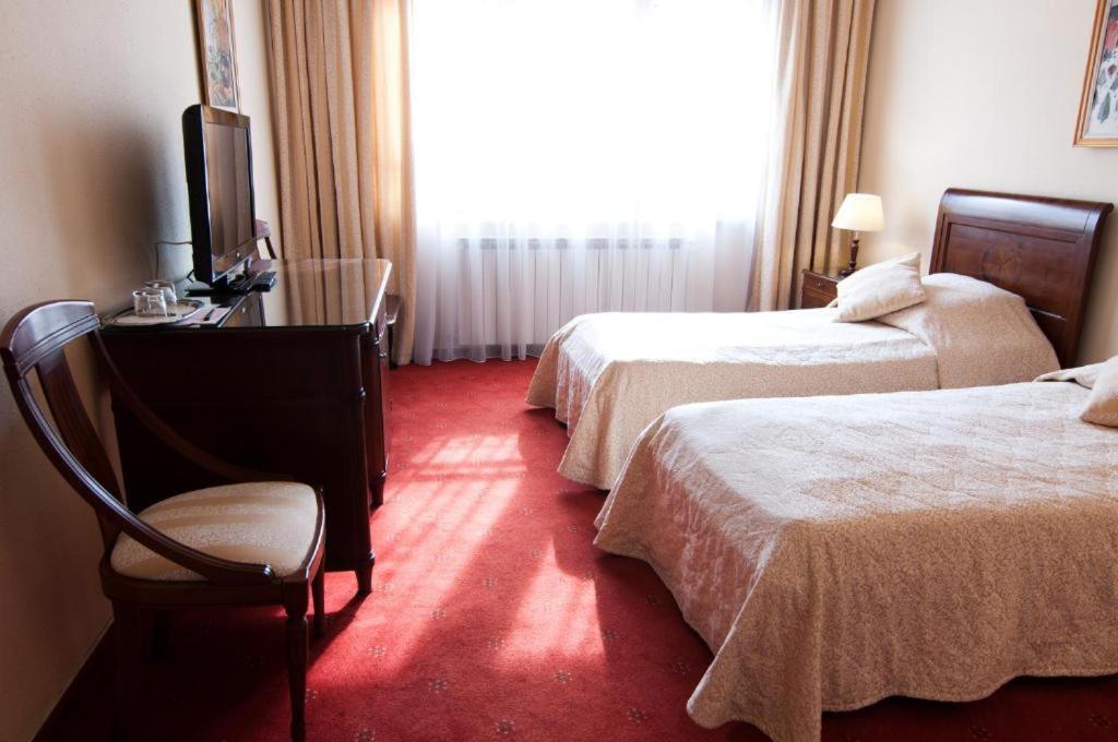 The Elite - Oradea'S Legendary Hotel Extérieur photo