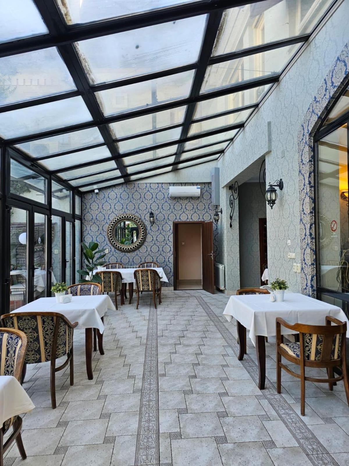 The Elite - Oradea'S Legendary Hotel Extérieur photo
