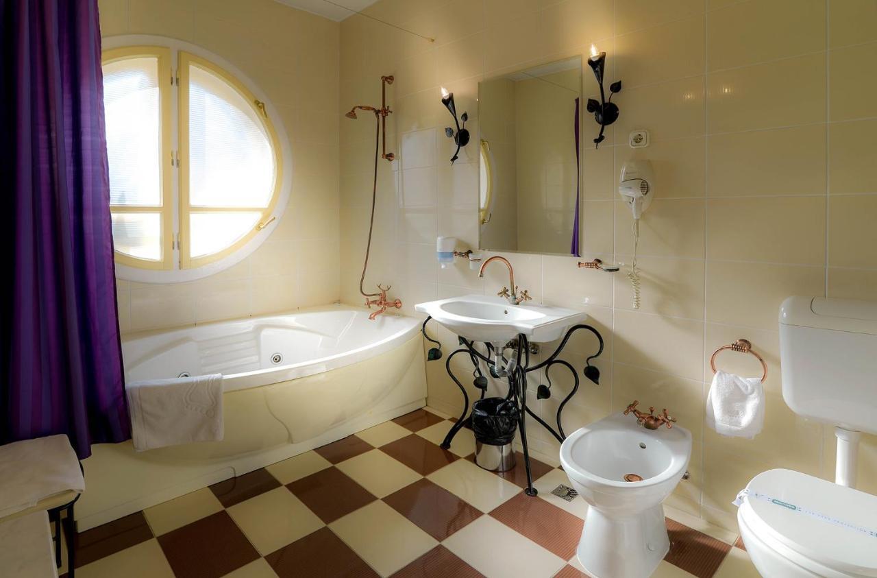 The Elite - Oradea'S Legendary Hotel Extérieur photo